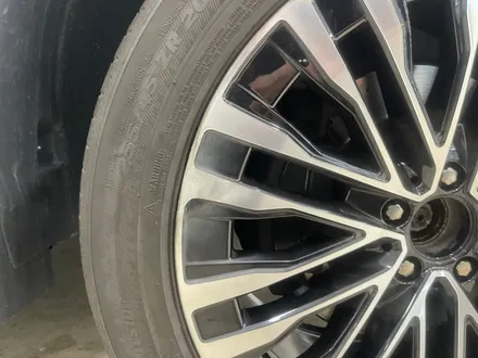 천안)BMW 6시리즈 F12 블랙폴리시 다이어컷팅 휠복원 작업기.