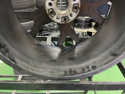 천안 BMW X5 글로스 블랙 휠 분체도색 맛집은 어딜까?