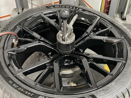BMW G30 5시리즈 잘 못된 휠도색 복원하기.
