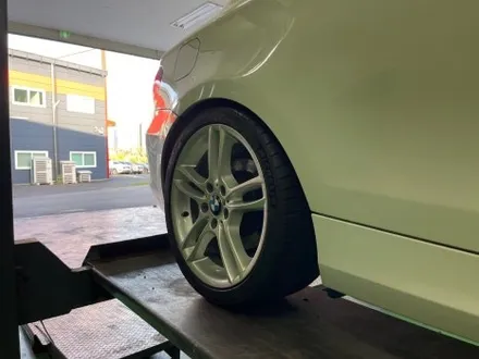 천안)  BMW E82 120D 휠복원
