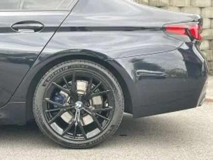BMW G30 5시리즈 잘 못된 휠도색 복원하기.