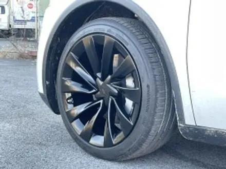 천안 테슬라 주니퍼 사틴블랙 휠 분체도장 내 돈 내산