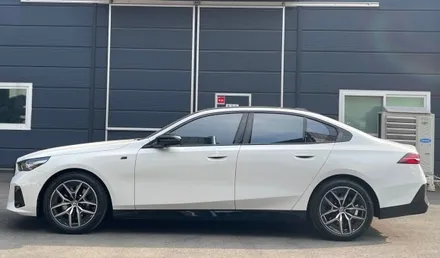 서산 BMW G60 5시리즈 캘리퍼도색 작업기.