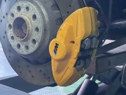 BMW F82 M4 천안 잇휠에서 휠도색 했어요