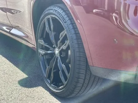 BMW X4 유광블랙 휠도색