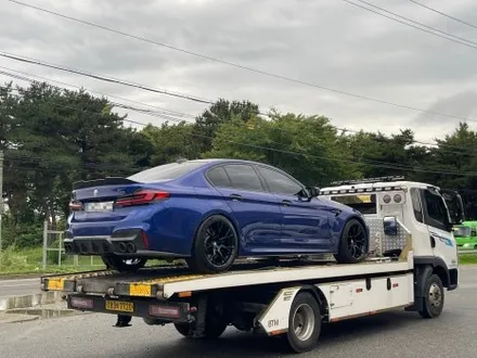 천안아산)  BMW F90 M5 컴페티션 휠복원 및 도색 작업기.