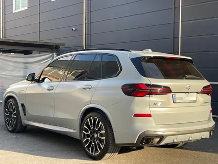 천안 BMW G05 X5 글로스블랙, 사틴블랙 휠 분체도색 작업기.