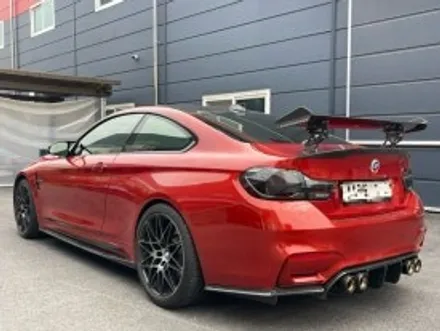 BMW F82 M4 천안 잇휠에서 휠도색 했어요