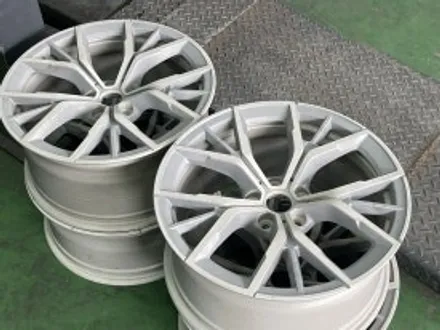 BMW G30 5시리즈 잘 못된 휠도색 복원하기.