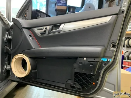 대전카오디오 벤츠C클래스 W204 도어베플 레진성형 작업기