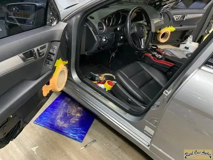 대전카오디오 벤츠C클래스 W204 도어베플 레진성형 작업기