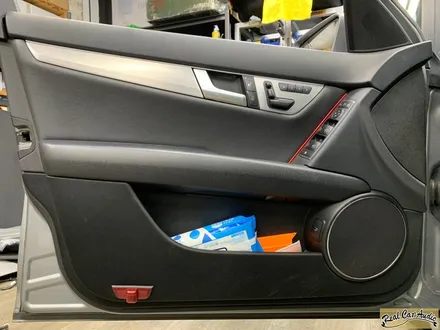 대전카오디오 벤츠C클래스 W204 도어베플 레진성형 작업기