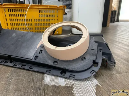 대전카오디오 벤츠C클래스 W204 도어베플 레진성형 작업기