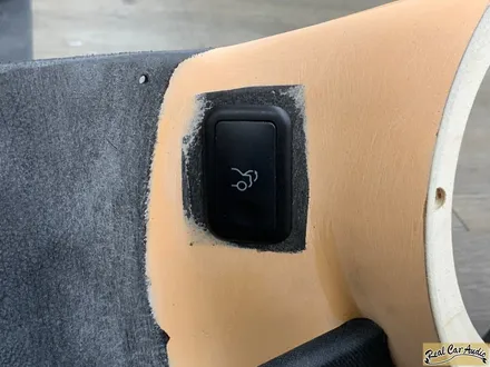 대전카오디오 벤츠C클래스 W204 도어베플 레진성형 작업기