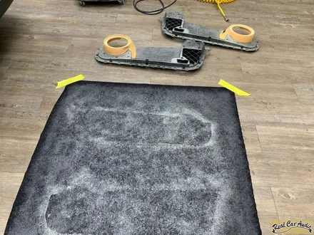 대전카오디오 벤츠C클래스 W204 도어베플 레진성형 작업기