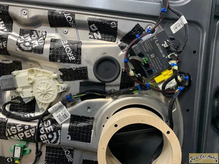 대전카오디오 벤츠C클래스 W204 도어베플 레진성형 작업기