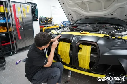 BMW 신형 M3 앞범퍼 사틴블랙 재시공, 사고 보험 처리로 완벽 복원은 화성랩핑업체 제이와이드에서 / 경기 수원 영통