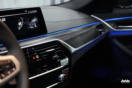 차량 실내랩핑 BMW530i 카본랩핑. / 경기 수원 영통