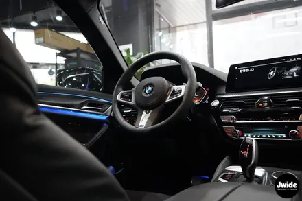 차량 실내랩핑 BMW530i 카본랩핑. / 경기 수원 영통