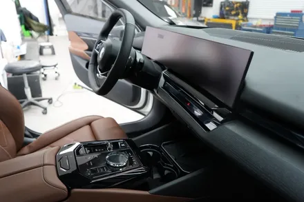 수원PPF BMW 5시리즈 실내 하이그로시 보호 시공 / 경기 수원
