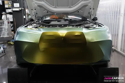 BMW M4 랩핑 에이버리 컬러플로우사틴프레쉬스프링 시공 / 수원,광교,동탄