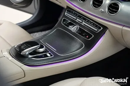 용인랩핑 벤츠 E클래스 AMG Line 실내 카본 랩핑 / 경기 수원 영통