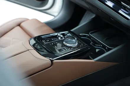 수원PPF BMW 5시리즈 실내 하이그로시 보호 시공 / 경기 수원