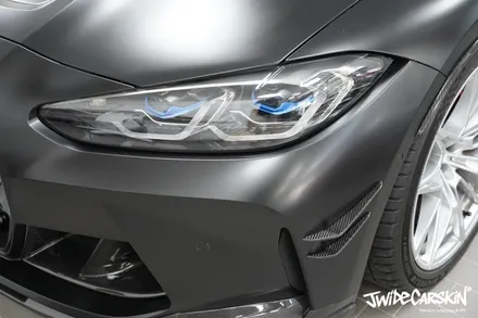 BMW 신형 M3 앞범퍼 사틴블랙 재시공, 사고 보험 처리로 완벽 복원은 화성랩핑업체 제이와이드에서 / 경기 수원 영통