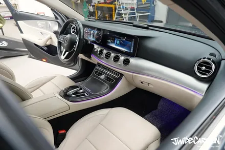 용인랩핑 벤츠 E클래스 AMG Line 실내 카본 랩핑 / 경기 수원 영통