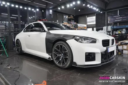 광교 랩핑 전문업체 제이와이드 - BMW G87 M2 프론트 휀다 무광 카본 랩핑 시공 후기 / 경기 수원 영통