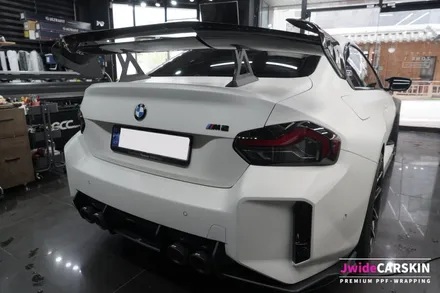 광교 랩핑 전문업체 제이와이드 - BMW G87 M2 프론트 휀다 무광 카본 랩핑 시공 후기 / 경기 수원 영통