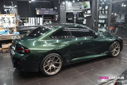 BMW M2차량에 미드나잇 그린 전체랩핑 시공 후기 / 광교ppf 제이와이드 / 경기 수원 영통