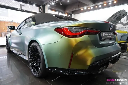 BMW M4 랩핑 에이버리 컬러플로우사틴프레쉬스프링 시공 / 수원,광교,동탄