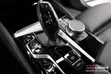 BMW 6GT 실내 보호 필름 시공, 광교에서 완벽한 PPF 솔루션을 제공하는 랩핑전문업체 제이와이드 / 경기 수원 영통