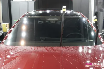 수원윈드쉴드 BMWi4 M50 전면유리보호필름 시공 / 경기 수원 영통