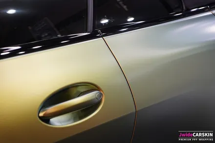 BMW M4 랩핑 에이버리 컬러플로우사틴프레쉬스프링 시공 / 수원,광교,동탄