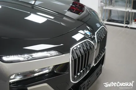 BMW 7시리즈 투톤 랩핑은 전문업체 제이와이드에서, 망포랩핑 전문 시공은 바로 이곳 / 경기 수원 영통