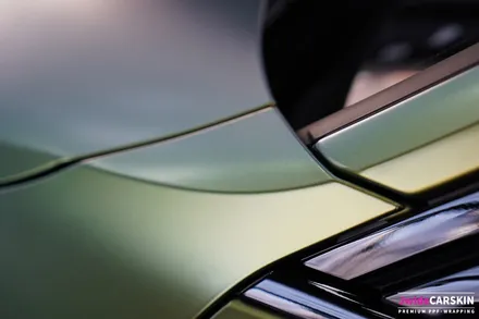BMW M4 랩핑 에이버리 컬러플로우사틴프레쉬스프링 시공 / 수원,광교,동탄