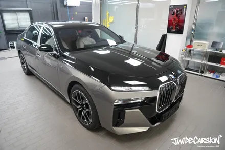 BMW 7시리즈 투톤 랩핑은 전문업체 제이와이드에서, 망포랩핑 전문 시공은 바로 이곳 / 경기 수원 영통