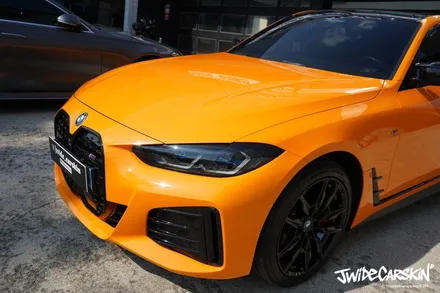 BMW i4 M50 전체랩핑 시공, 오렌지 컬러의 존재감은 그대로 광교랩핑전문업체 제이와이드 / 경기 수원 영통