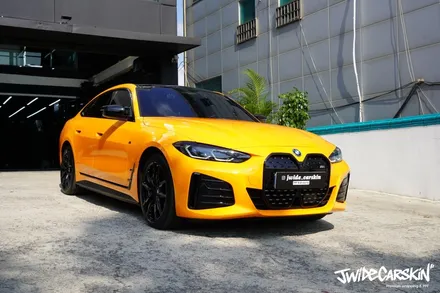 BMW i4 M50 전체랩핑 시공, 오렌지 컬러의 존재감은 그대로 광교랩핑전문업체 제이와이드 / 경기 수원 영통