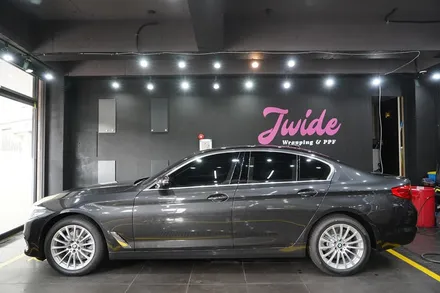 BMW520i 자동차 랩핑가격 사틴블랙 전체랩핑 / 경기 수원 영통