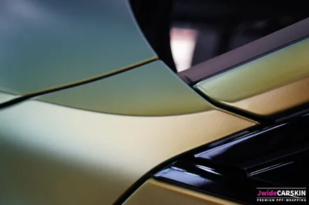 BMW M4 랩핑 에이버리 컬러플로우사틴프레쉬스프링 시공 / 수원,광교,동탄