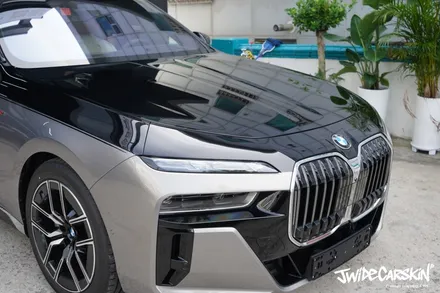 BMW 7시리즈 투톤 랩핑은 전문업체 제이와이드에서, 망포랩핑 전문 시공은 바로 이곳 / 경기 수원 영통