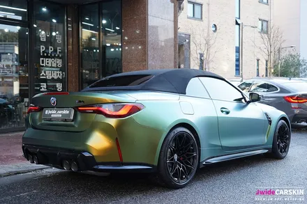 BMW M4 랩핑 에이버리 컬러플로우사틴프레쉬스프링 시공 / 수원,광교,동탄