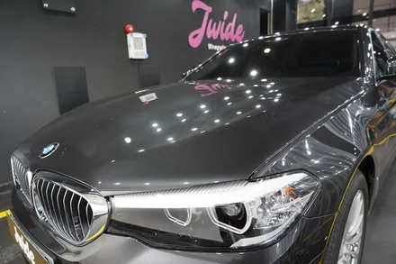 BMW520i 자동차 랩핑가격 사틴블랙 전체랩핑 / 경기 수원 영통