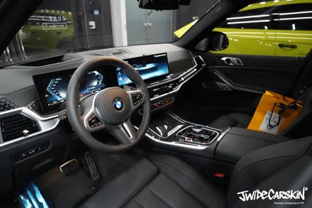 BMW X5 M60i 실내 하이그로시 보호, 기흥PPF 시공전문업체 제이와이드 / 경기 수원 영통