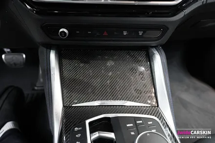 BMW i4 M50 실내PPF 카본실내내장제 및 디스플레이어 보호 / 경기 수원 영통