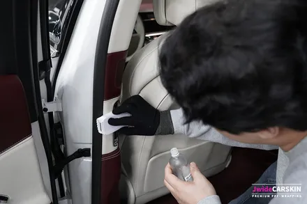 광교가죽시트코팅 벤틀리 플라잉스퍼 기온쿼츠 레더쉴드 시공 / 수원,광교,동탄