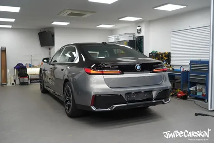 BMW 7시리즈 투톤 랩핑은 전문업체 제이와이드에서, 망포랩핑 전문 시공은 바로 이곳 / 경기 수원 영통